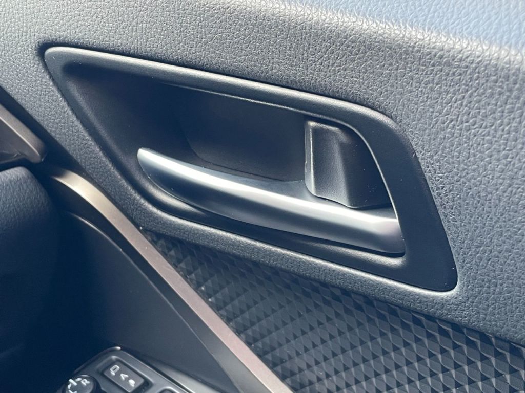 Used Toyota C-HR 2019 for sale - 76840501: Photo 42