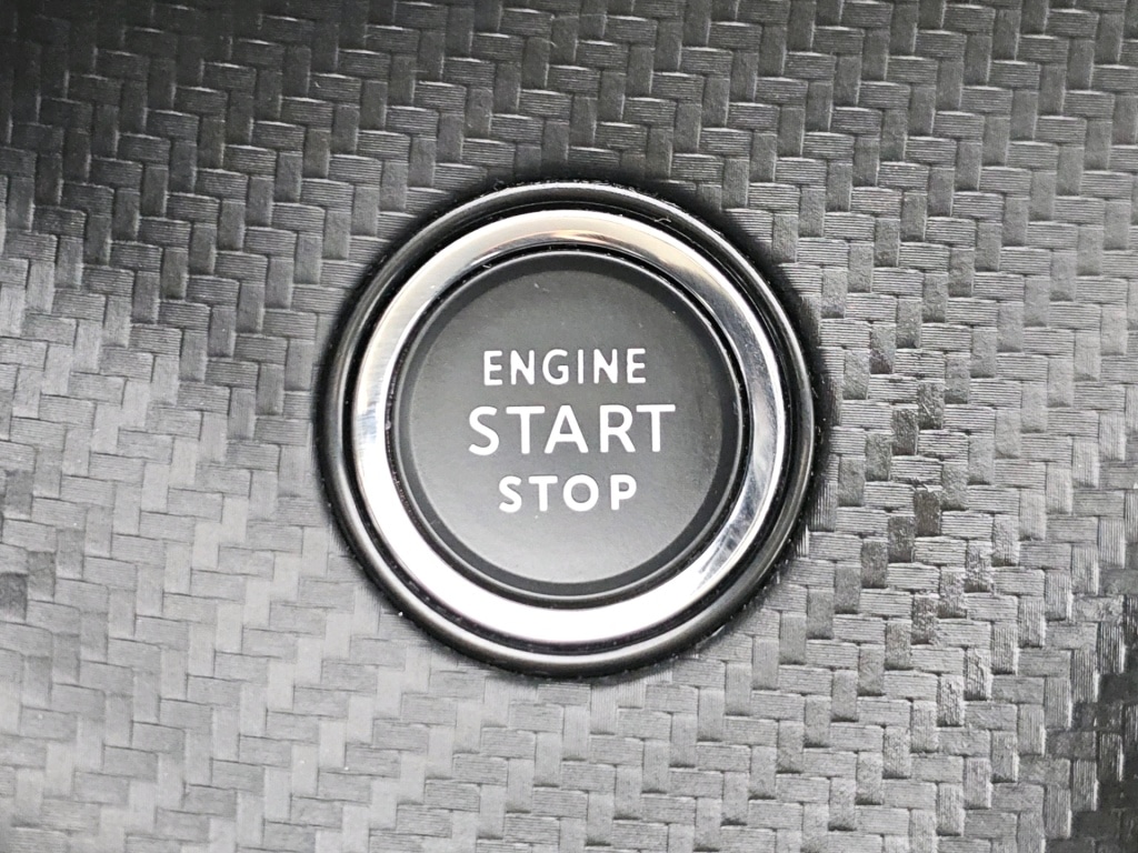 Used Peugeot 2008 2021 for sale - 77071909: Photo 30