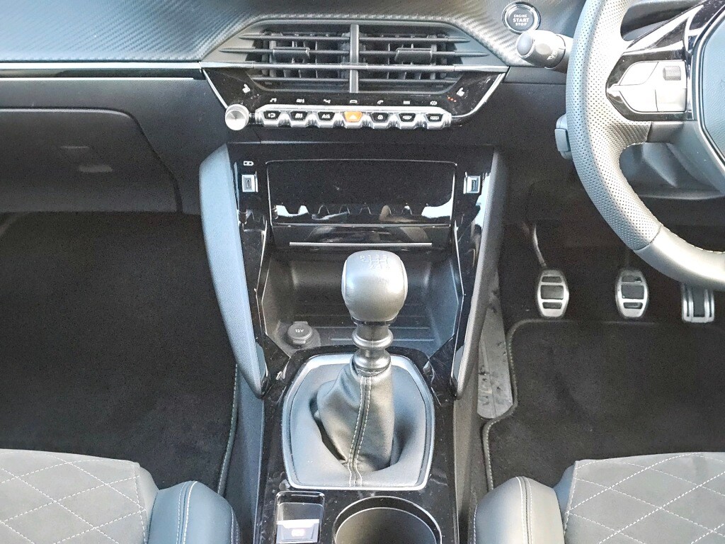 Used Peugeot 2008 2021 for sale - 76840543: Photo 16