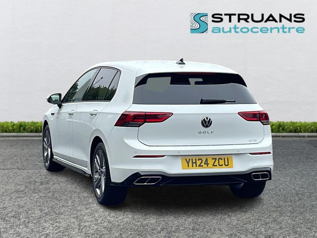 Used Volkswagen Golf 2024 for sale - 76840482: Photo 2