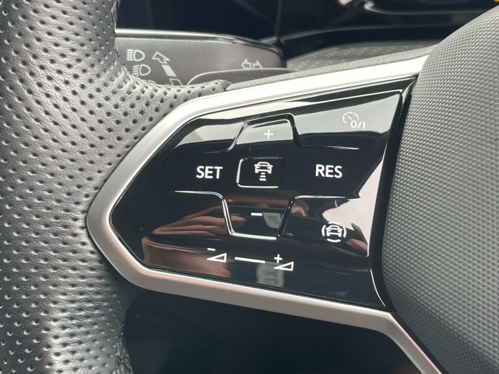 Used Volkswagen Golf 2024 for sale - 76840482: Photo 49