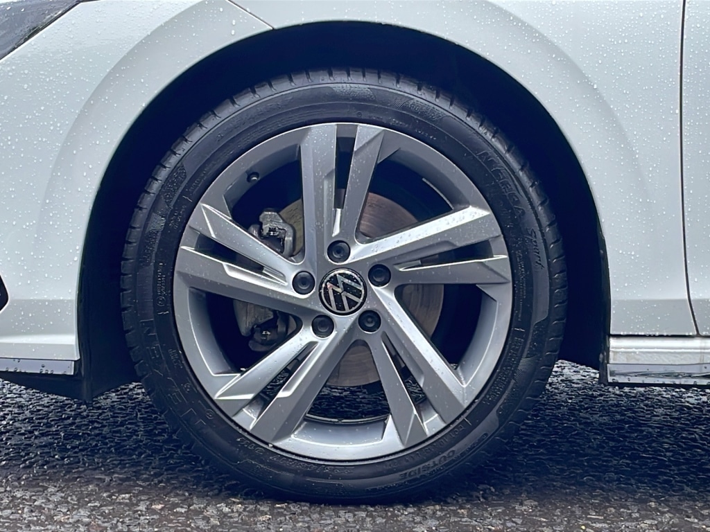 Used Volkswagen Golf 2024 for sale - 76840482: Photo 9