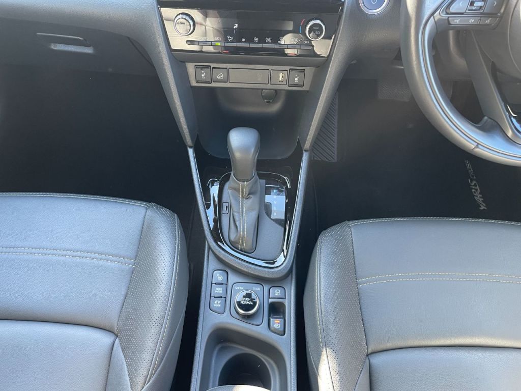 Used Toyota Yaris Cross 2022 for sale - 76840472: Photo 11