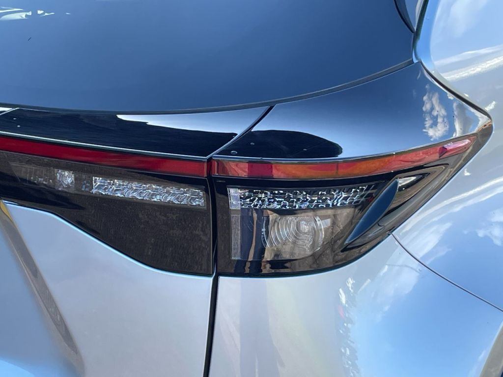 Used Toyota Yaris Cross 2022 for sale - 76840472: Photo 26