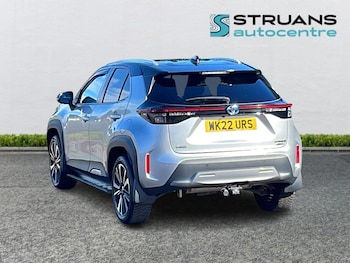 Used Toyota Yaris Cross 2022 for sale - 76840472: Photo