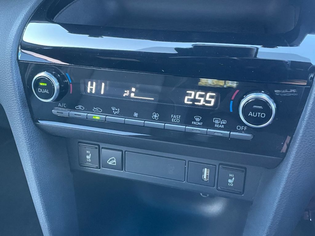 Used Toyota Yaris Cross 2022 for sale - 76840472: Photo 32