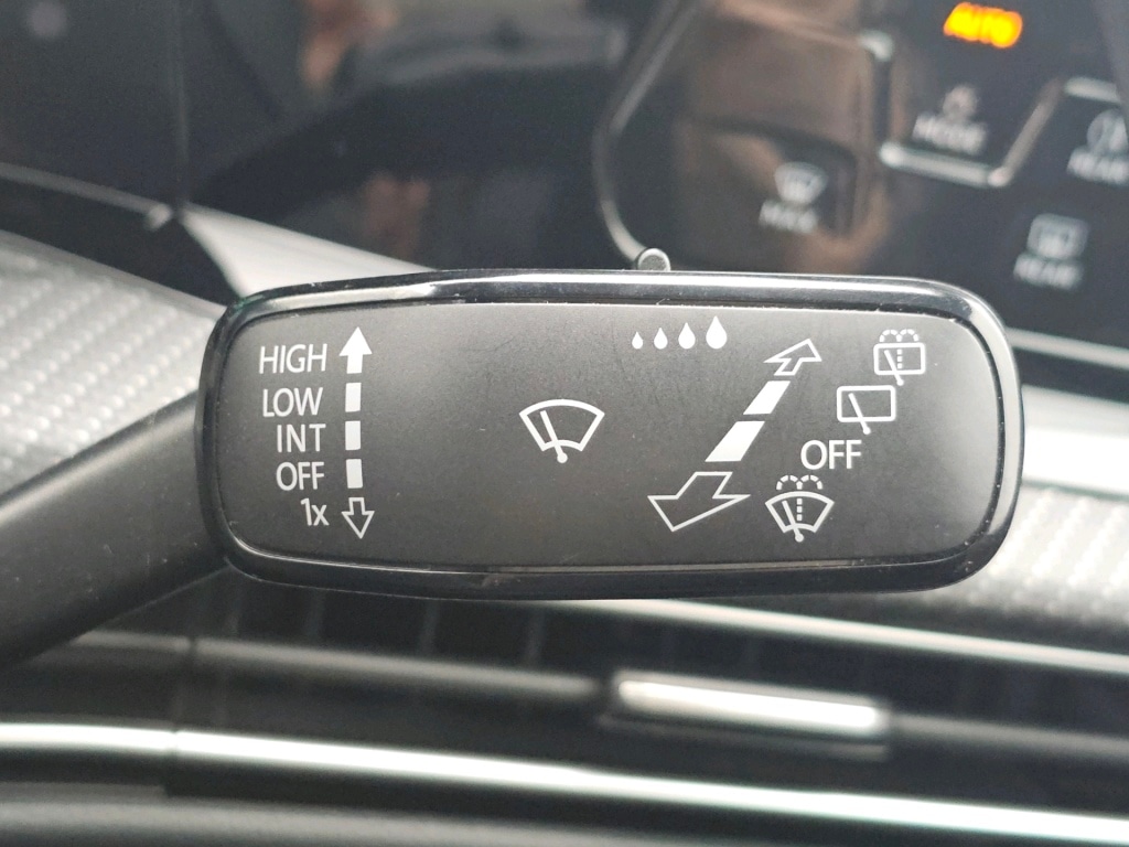 Used Volkswagen Golf 2023 for sale - 77394093: Photo 36