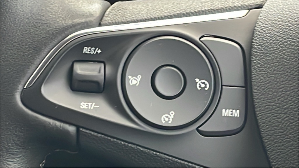 Used Vauxhall Crossland 2023 for sale - 76840491: Photo 34