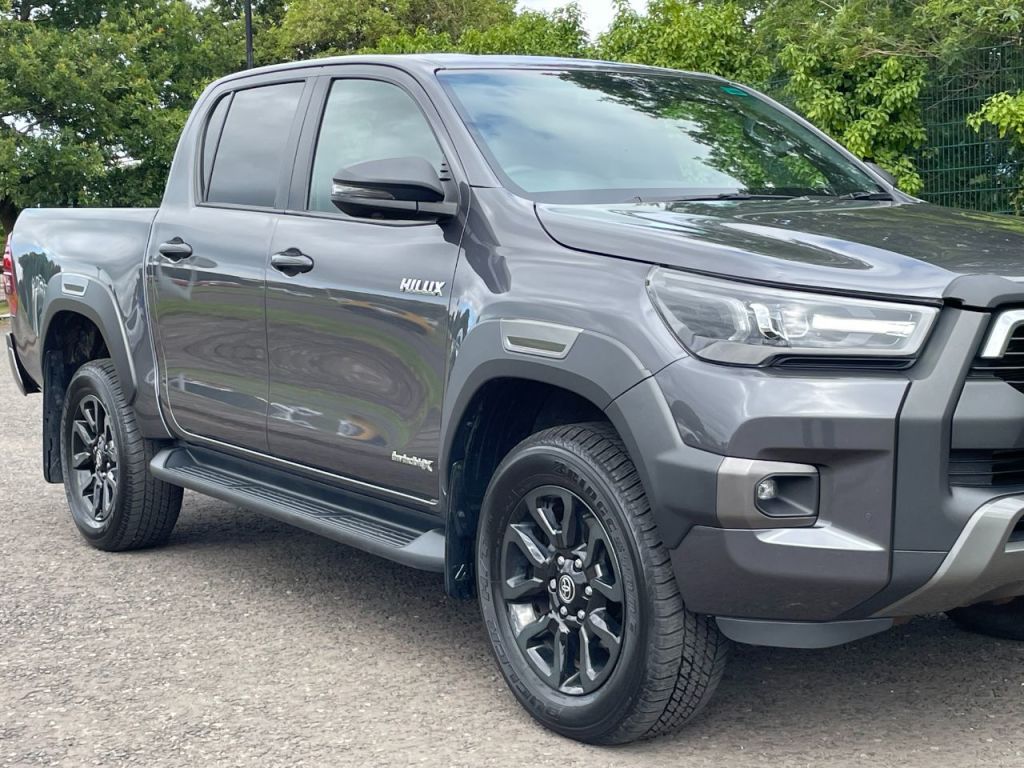 Used Toyota Hilux 2023 for sale - 76840504: Photo 10