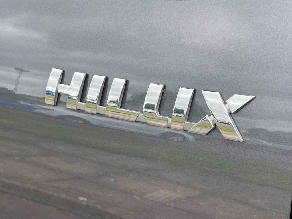 Used Toyota Hilux 2023 for sale - 76840504: Photo 14