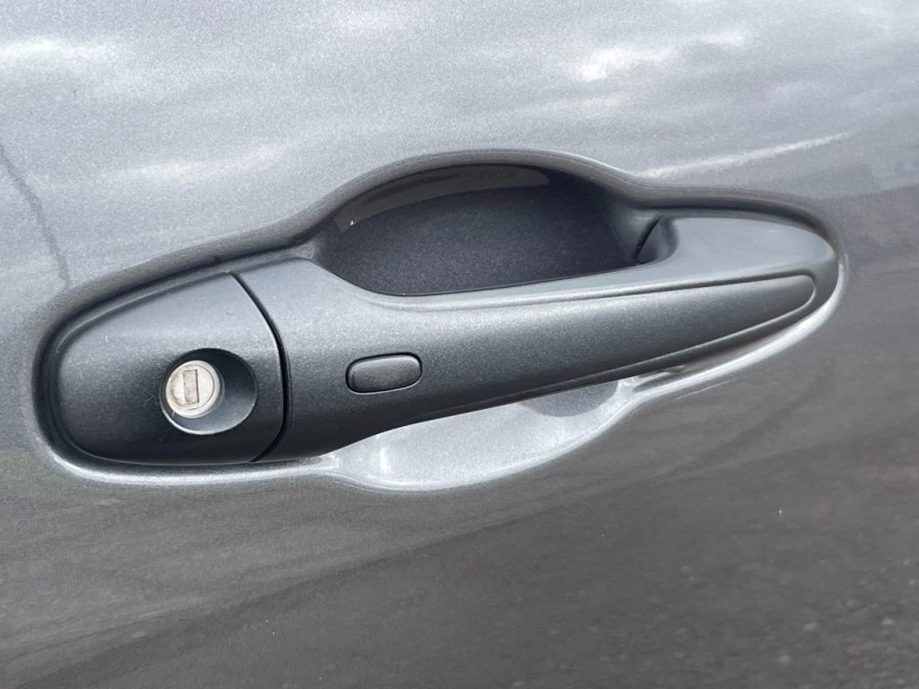 Used Toyota Hilux 2023 for sale - 76840504: Photo 17