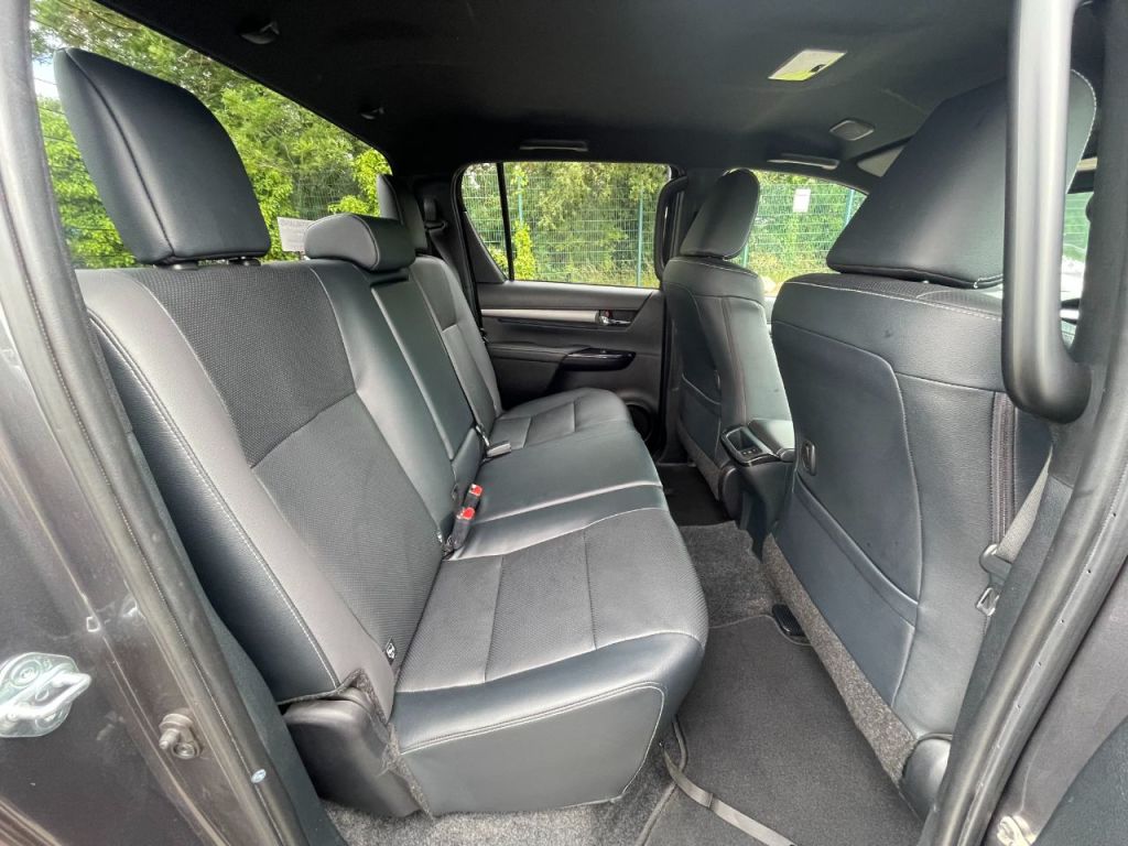 Used Toyota Hilux 2023 for sale - 76840504: Photo 26