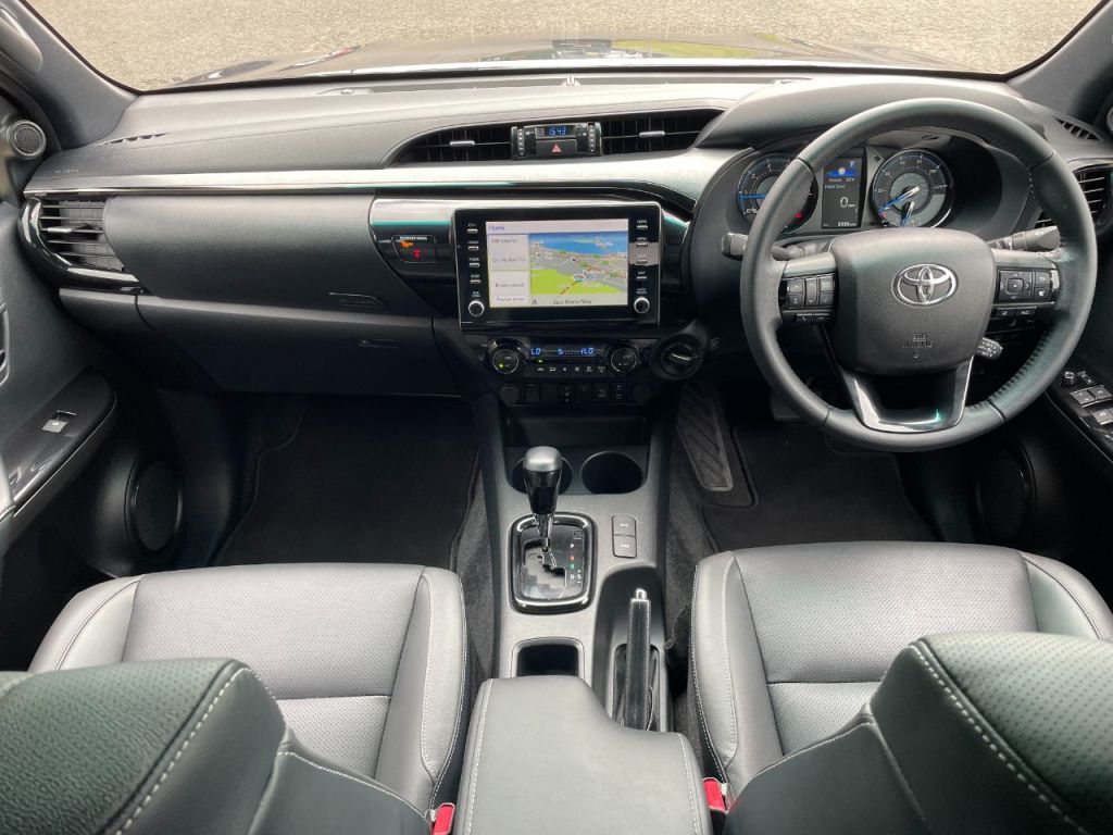 Used Toyota Hilux 2023 for sale - 76840504: Photo 30