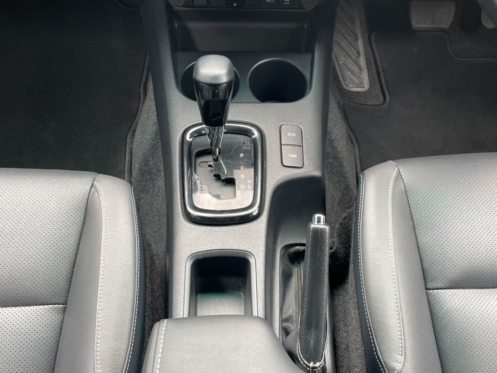 Used Toyota Hilux 2023 for sale - 76840504: Photo 32