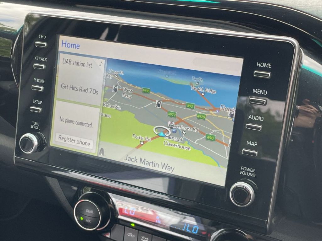 Used Toyota Hilux 2023 for sale - 76840504: Photo 39