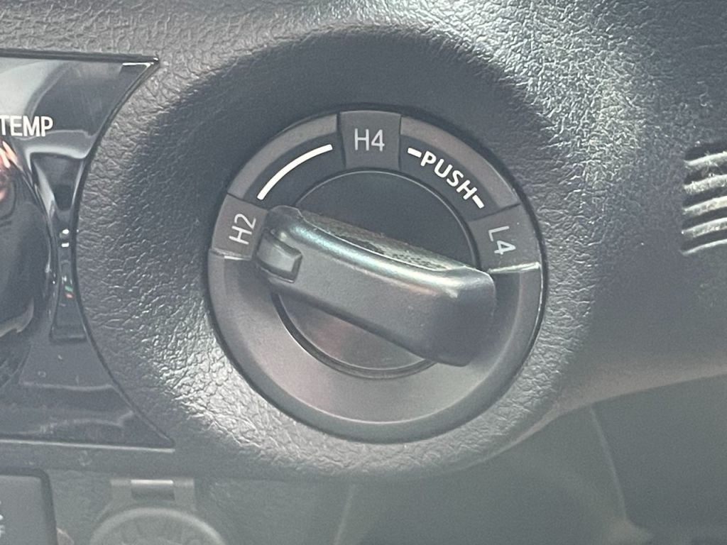 Used Toyota Hilux 2023 for sale - 76840504: Photo 53