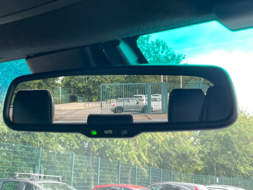 Used Toyota Hilux 2023 for sale - 76840504: Photo 58