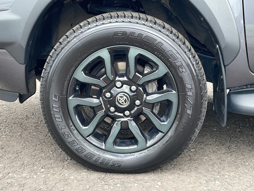 Used Toyota Hilux 2023 for sale - 76840504: Photo 8