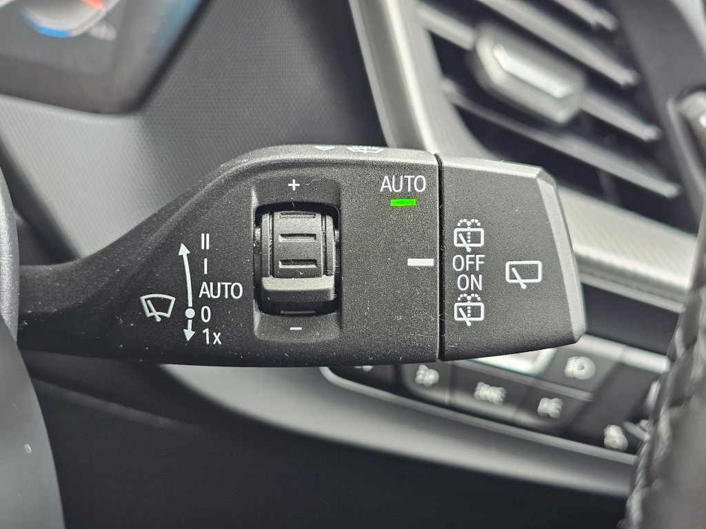 Used BMW 1 Series 2023 for sale - 76840420: Photo 27