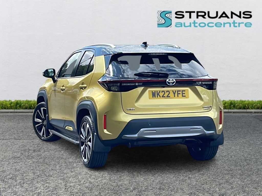 Used Toyota Yaris Cross 2022 for sale - 76840464: Photo 2