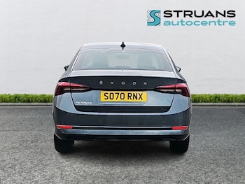 Used Skoda Octavia 2020 for sale - 77463296: Photo