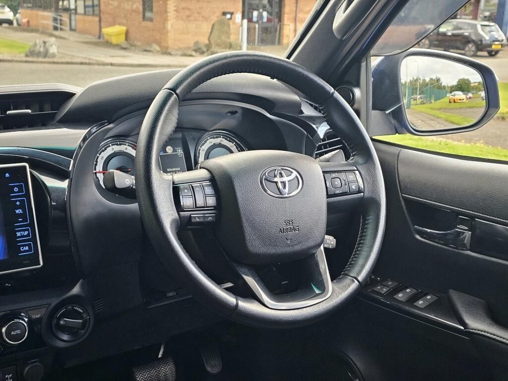 Used Toyota Hilux 2019 for sale - 76840496: Photo 18