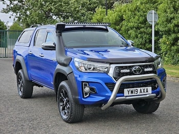 Used Toyota Hilux 2019 for sale - 76840496: Photo