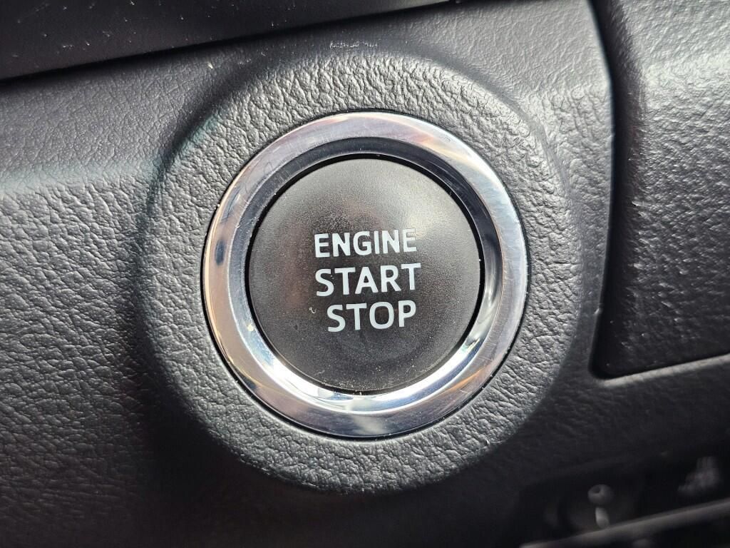 Used Toyota Hilux 2019 for sale - 76840496: Photo 30