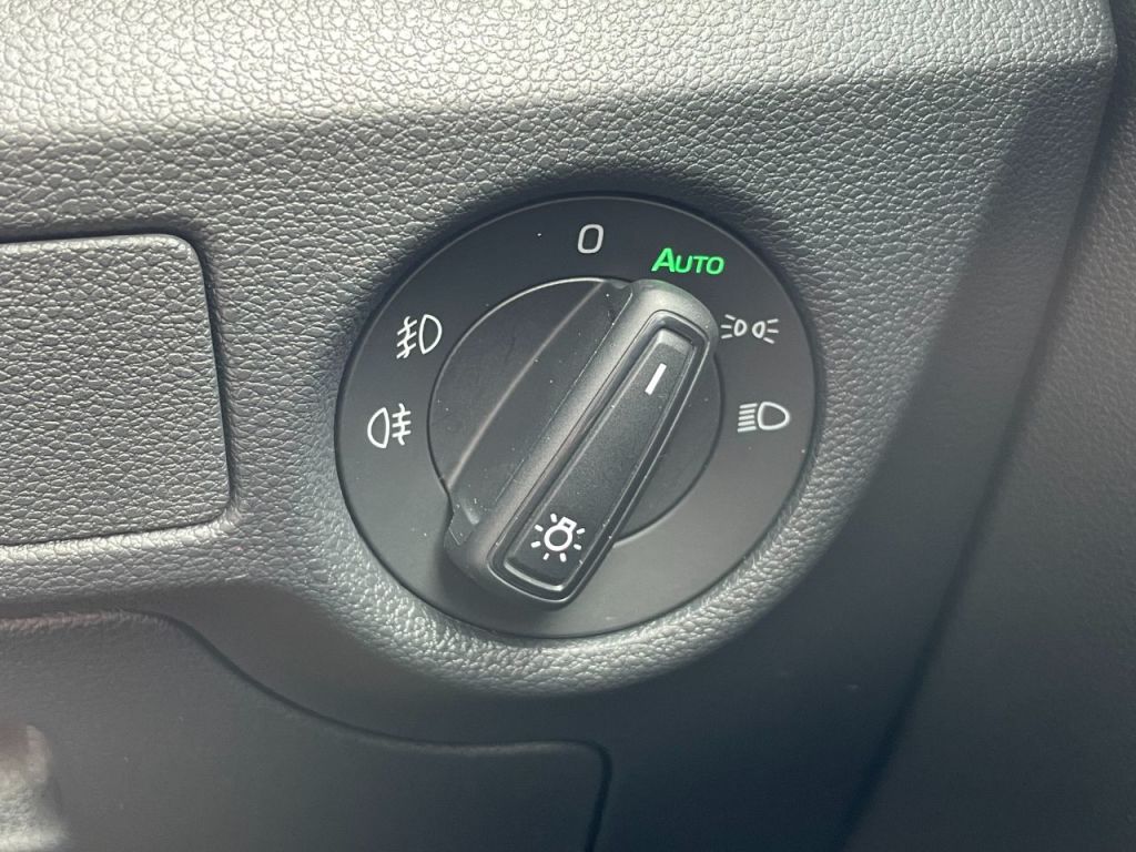 Used Skoda Kamiq 2023 for sale - 76840442: Photo 33