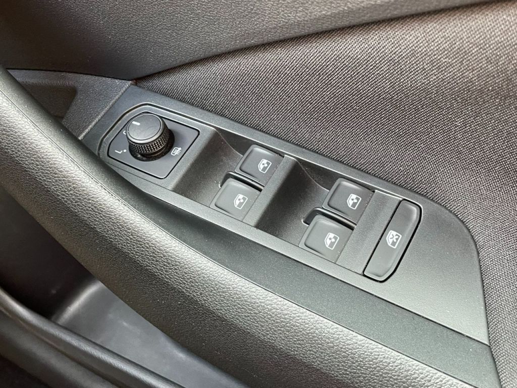 Used Skoda Kamiq 2023 for sale - 76840442: Photo 37