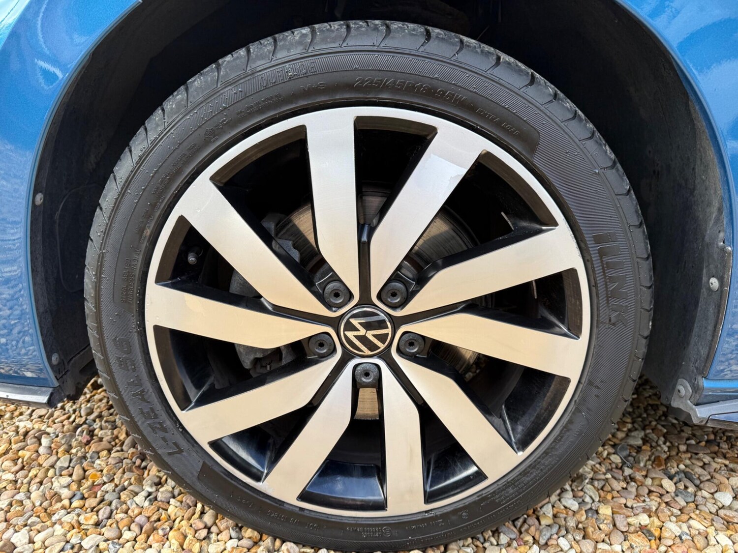 Used Volkswagen Touran for sale - 77722872: Photo 50