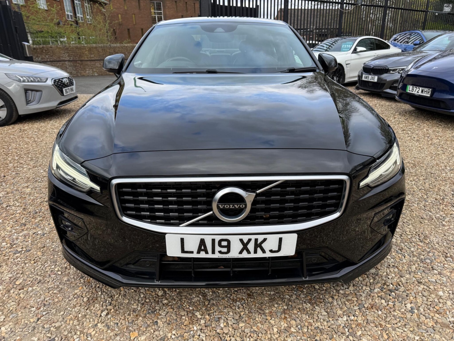 Used Volvo S60 2019 for sale - 78204317: Photo 2