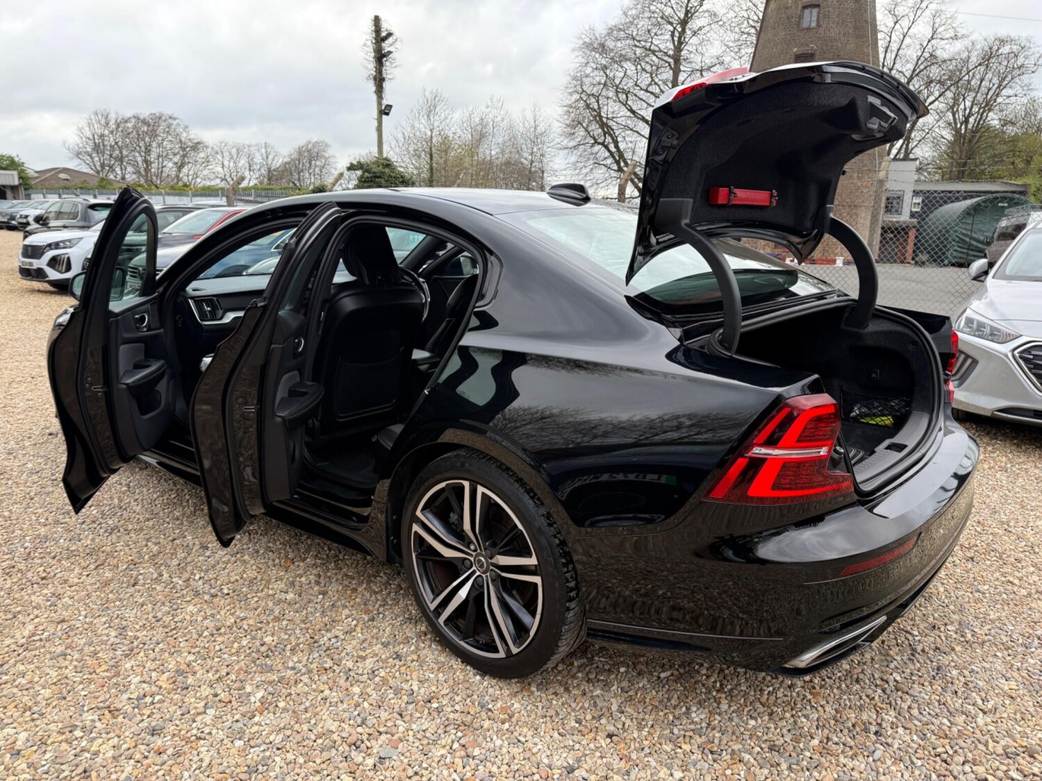 Used Volvo S60 2019 for sale - 78204317: Photo 54