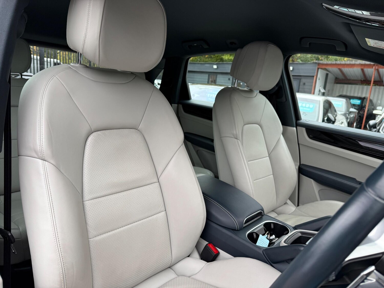 Used Porsche Cayenne for sale - 77724050: Photo 17