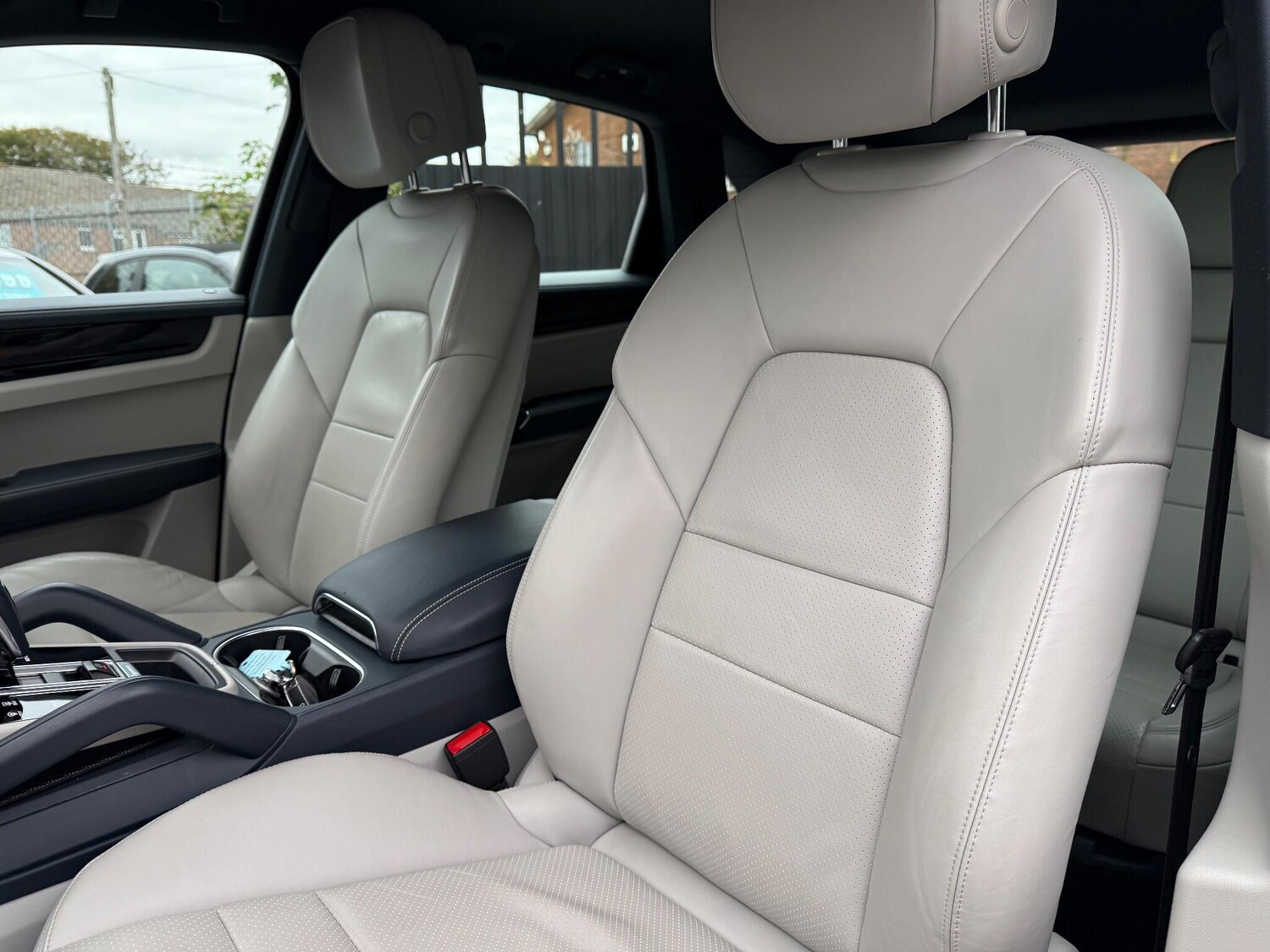 Used Porsche Cayenne for sale - 77724050: Photo 18