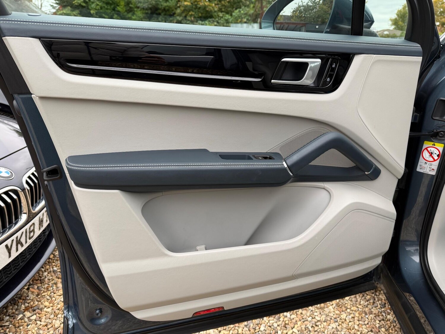 Used Porsche Cayenne for sale - 77724050: Photo 41