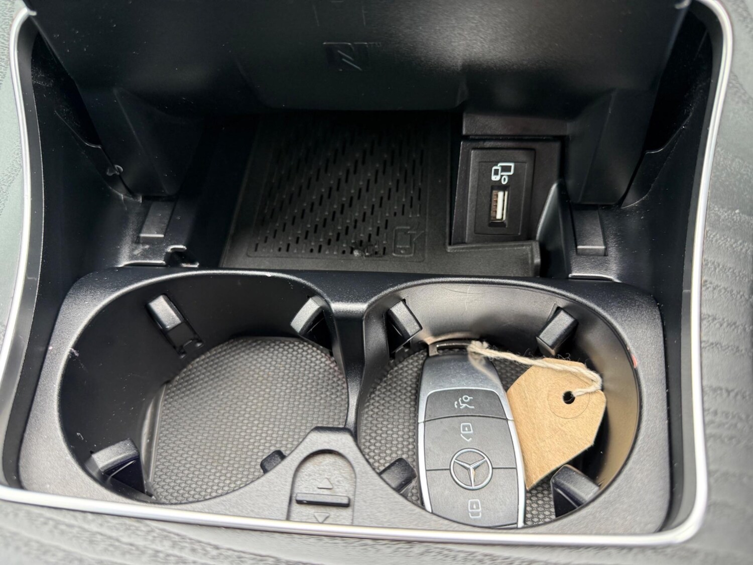 Used Mercedes-Benz C Class 2020 for sale - 77768791: Photo 40