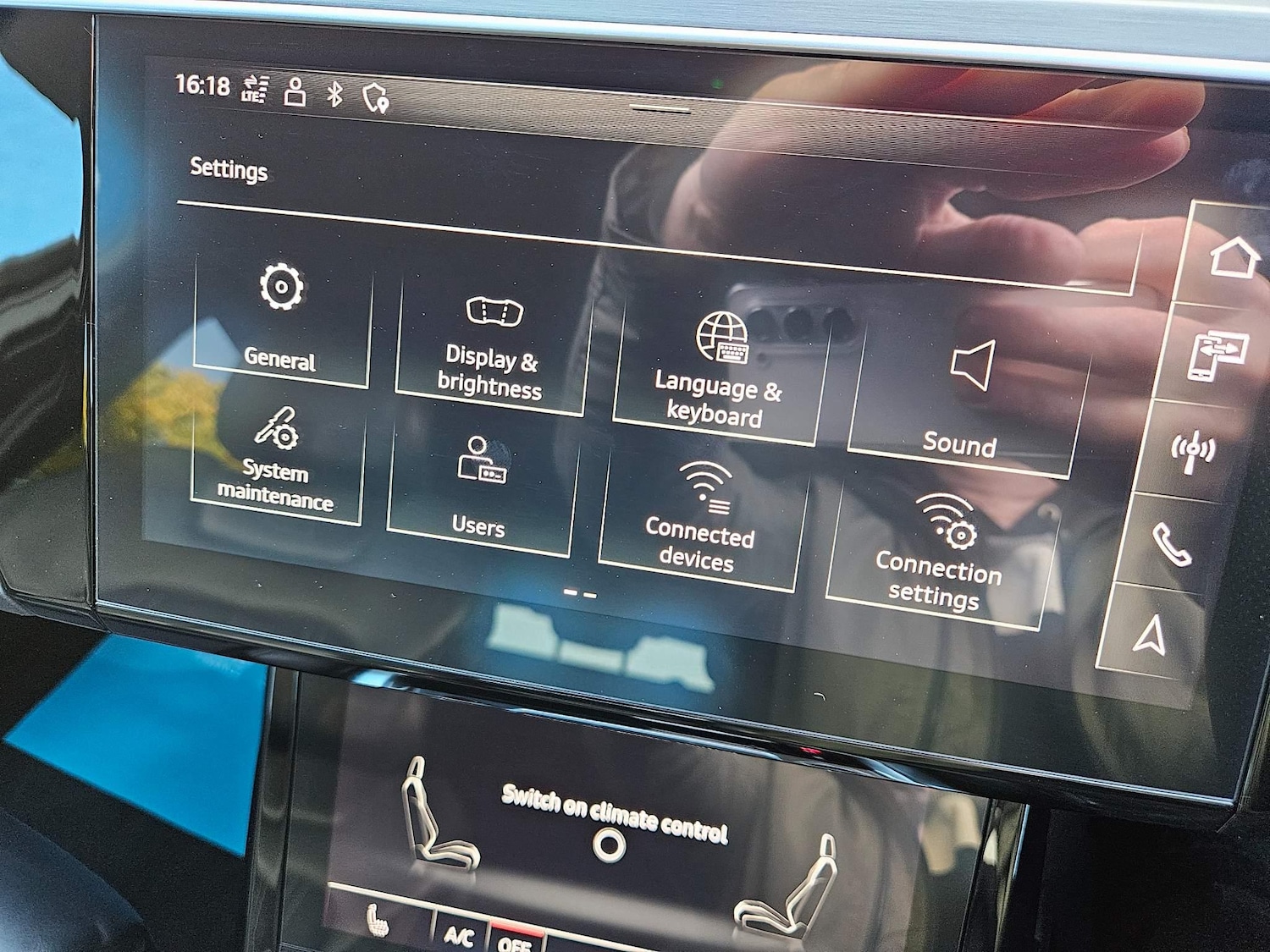 Used Audi e-tron 2021 for sale - 78147960: Photo 37