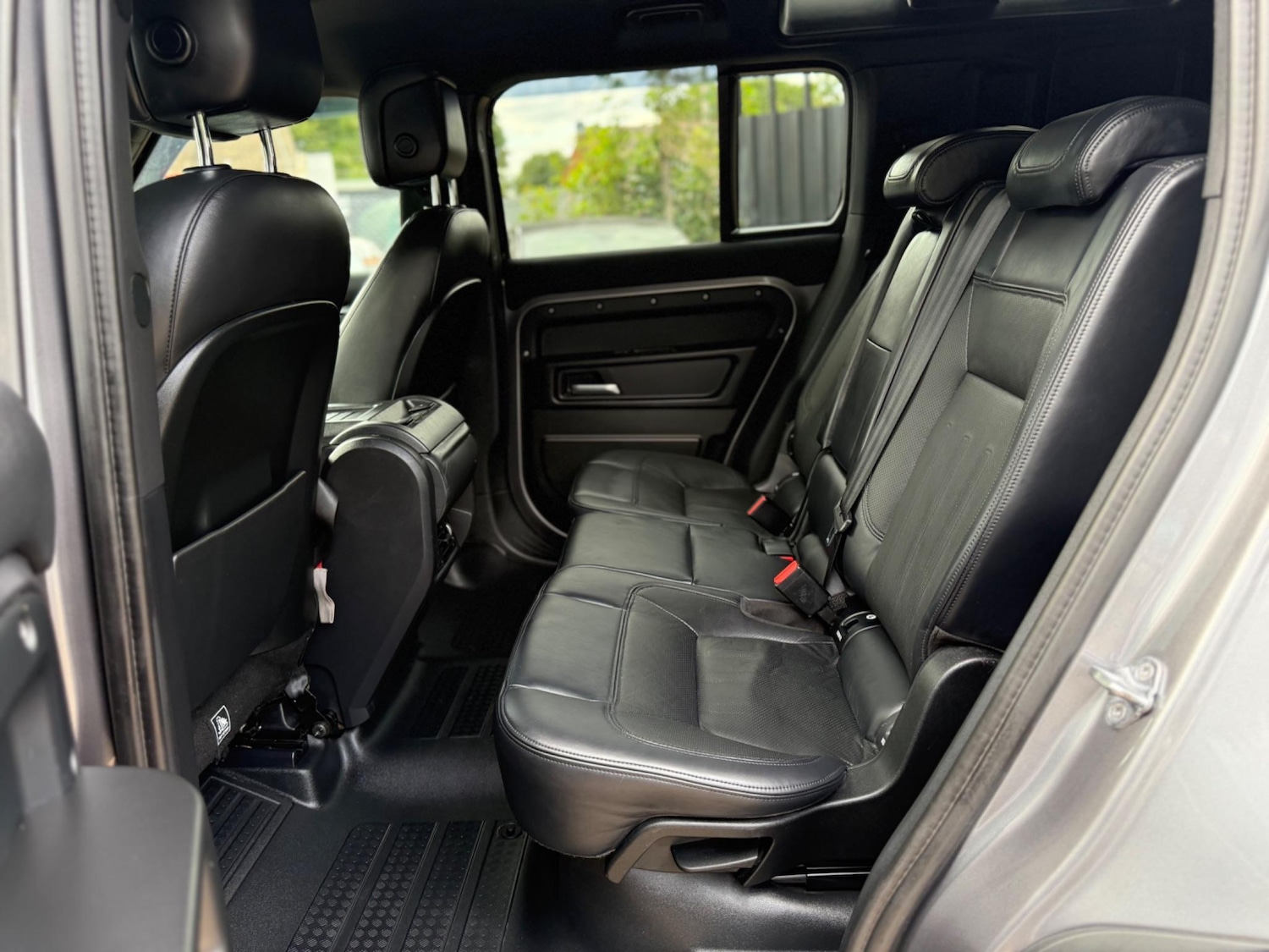 Used Land Rover Defender 110 for sale - 77723945: Photo 20