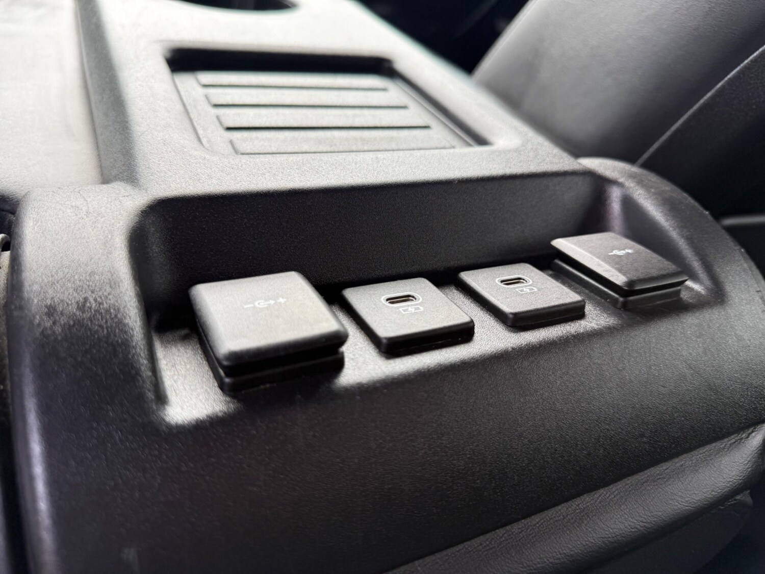 Used Land Rover Defender 110 for sale - 77723945: Photo 22