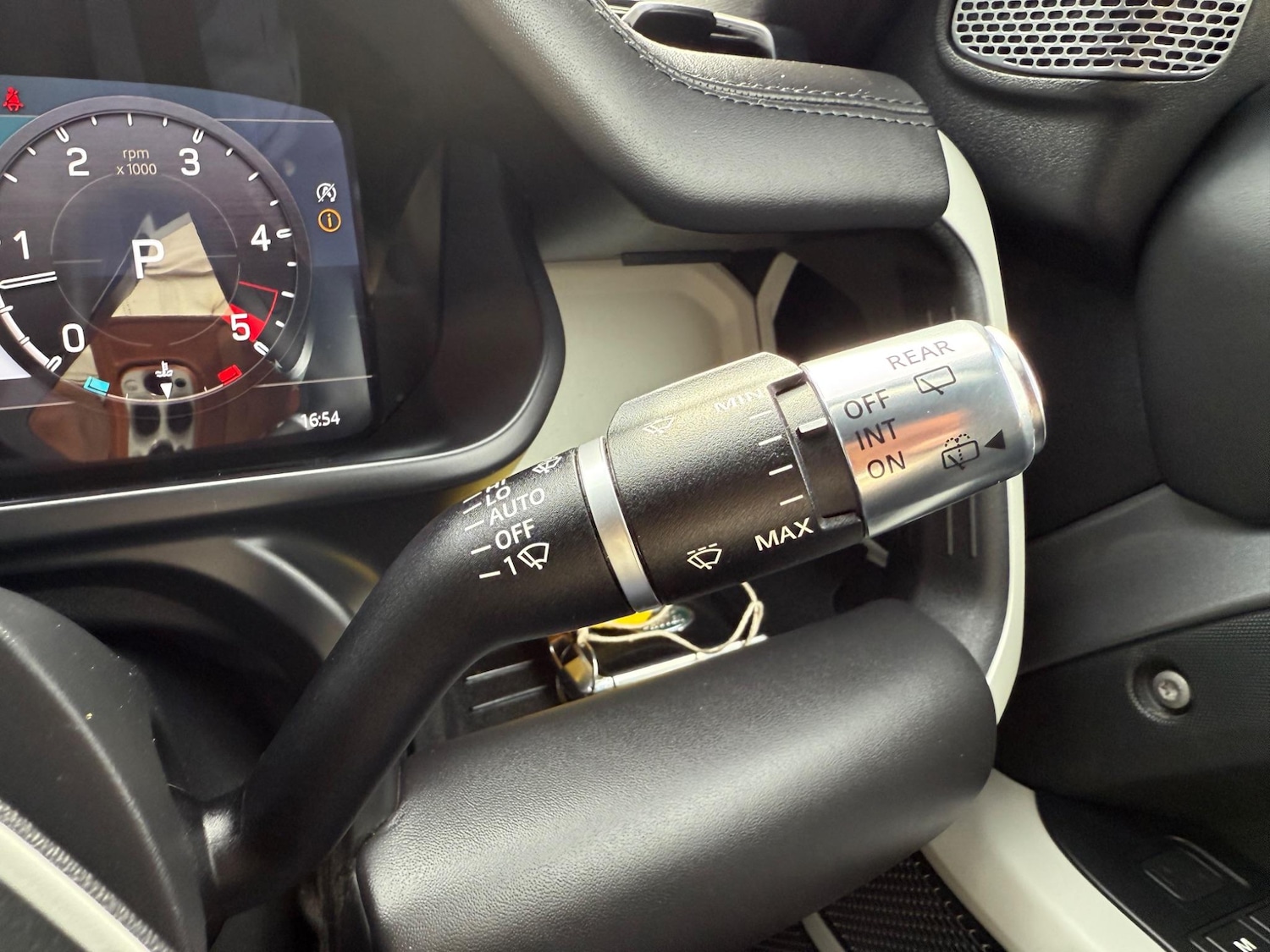 Used Land Rover Defender 110 for sale - 77723945: Photo 27