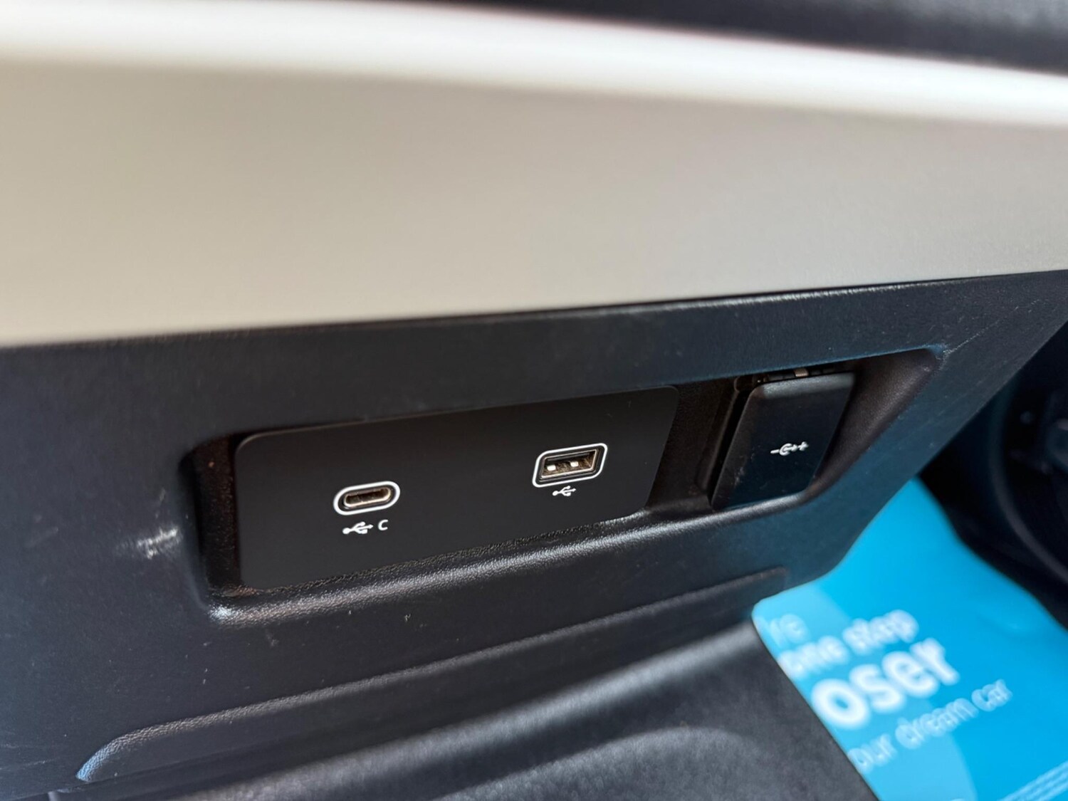 Used Land Rover Defender 110 for sale - 77723945: Photo 44