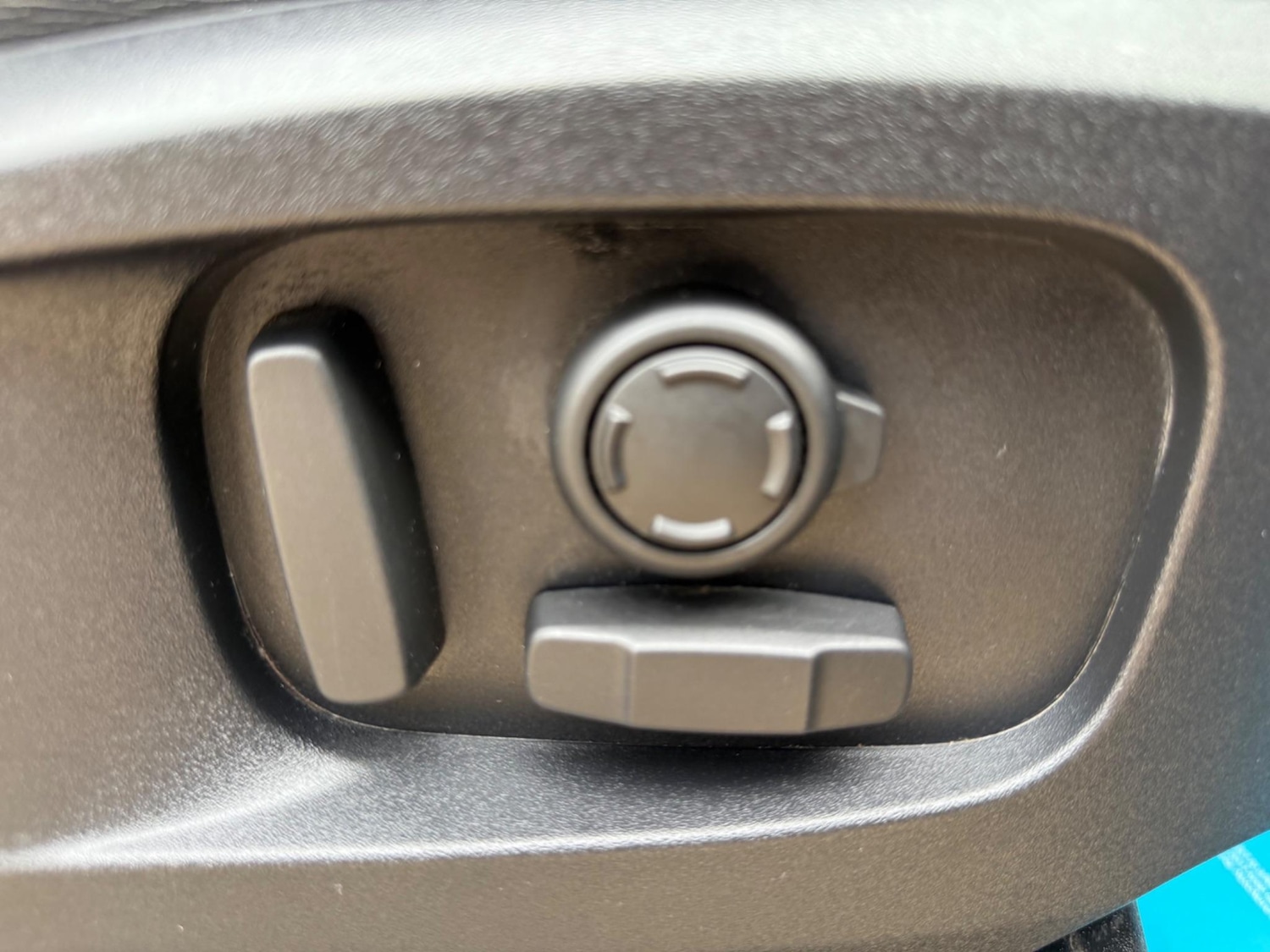 Used Land Rover Defender 110 for sale - 77723945: Photo 45