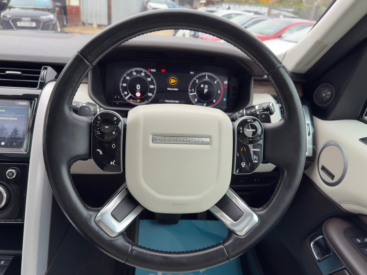 Used Land Rover Discovery 2018 for sale - 77723679: Photo 13