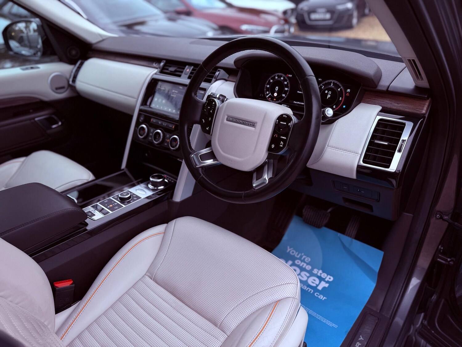 Used Land Rover Discovery 2018 for sale - 77723679: Photo 14