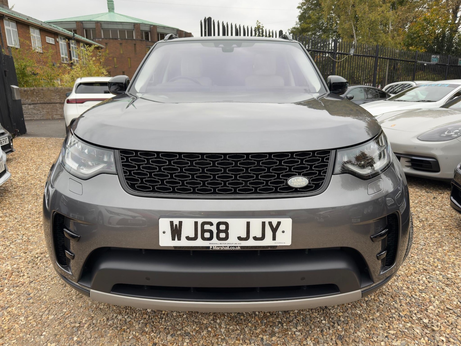 Used Land Rover Discovery 2018 for sale - 77723679: Photo 2