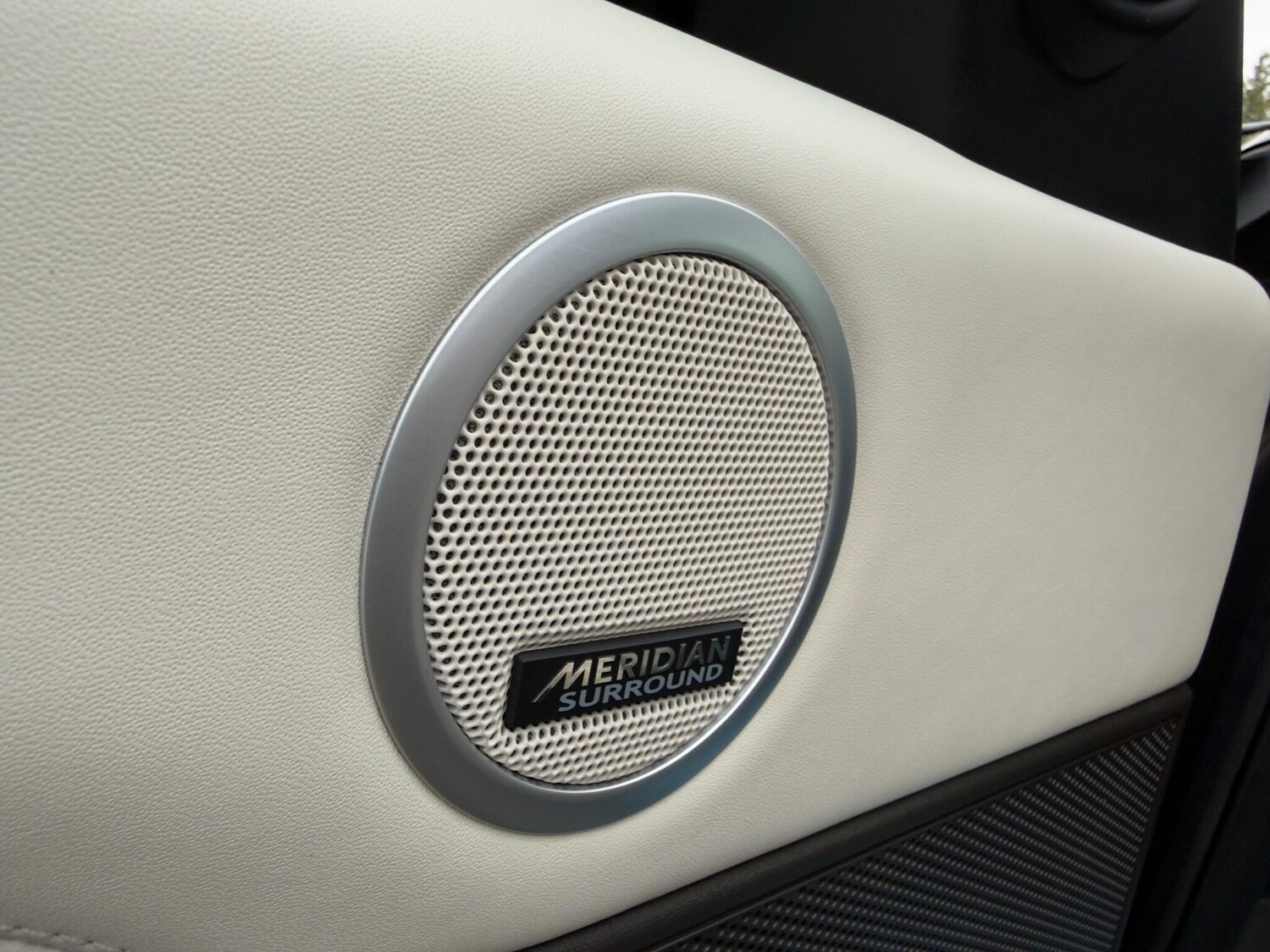 Used Land Rover Discovery 2018 for sale - 77723679: Photo 26