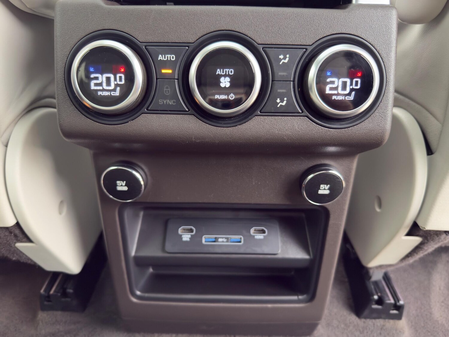 Used Land Rover Discovery 2018 for sale - 77723679: Photo 30