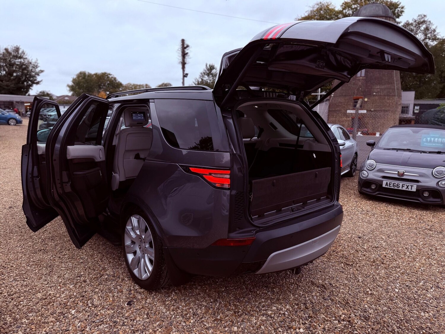 Used Land Rover Discovery 2018 for sale - 77723679: Photo 56