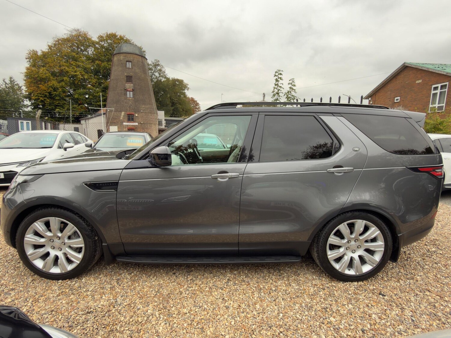 Used Land Rover Discovery 2018 for sale - 77723679: Photo 9